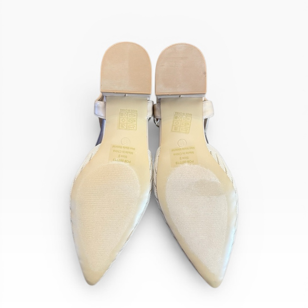 Journee Collection Ansley Tan Mary Jane Pointed Toe Flats Size 9 - Picture 8 of 9